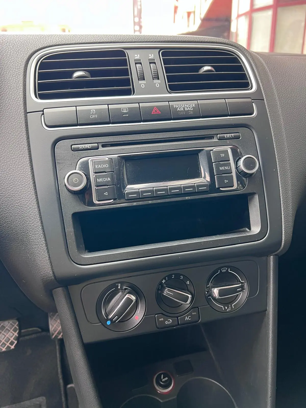 Volkswagen Polo 1.2 Comfortline 13