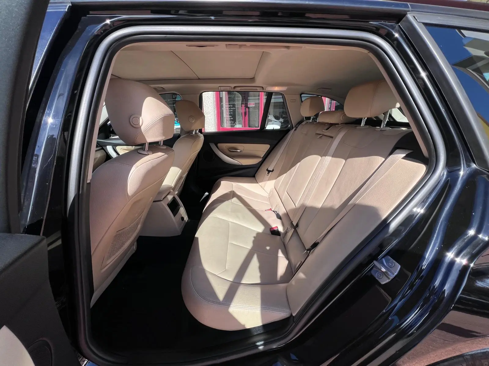 BMW 318 d Advantage 14