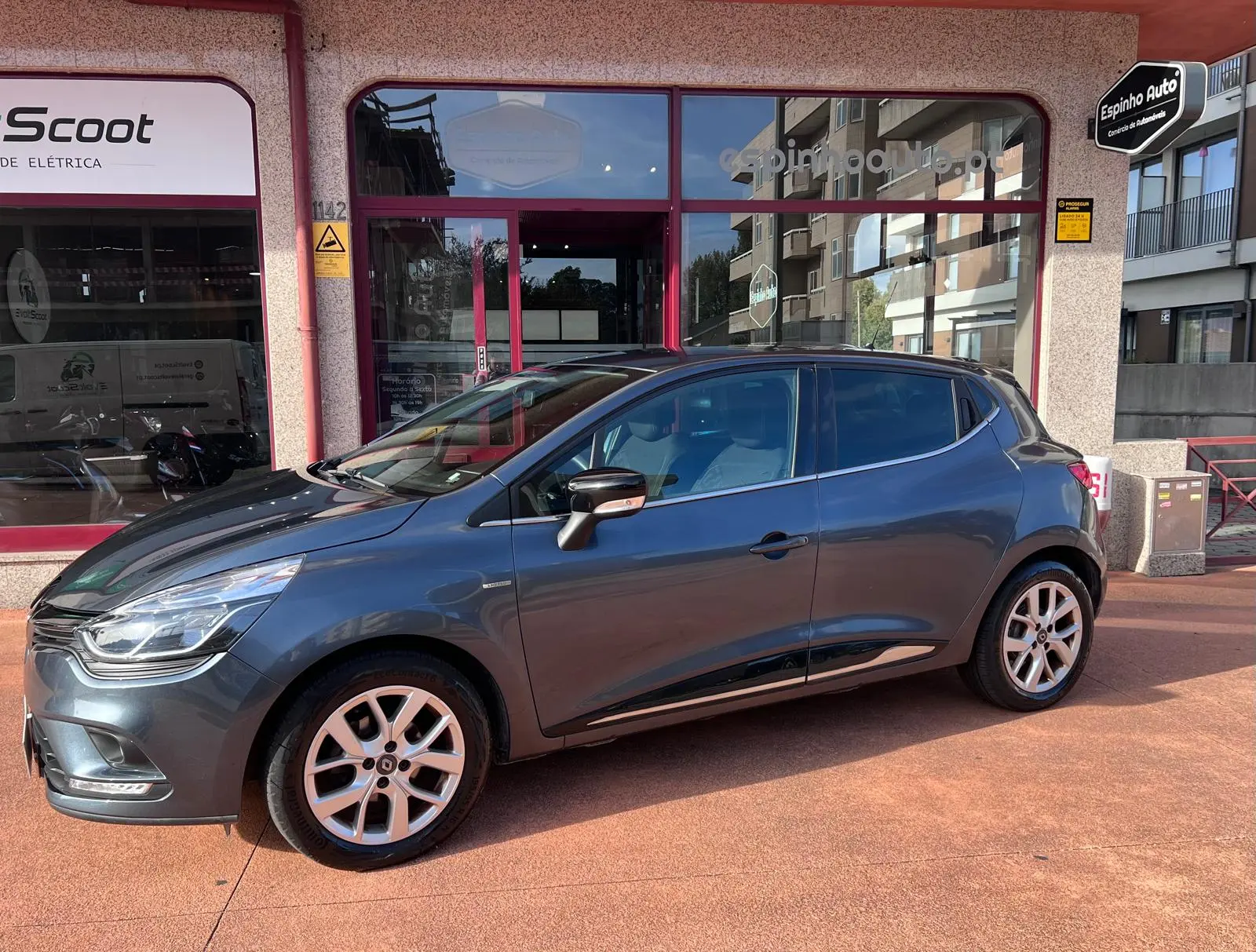 Renault Clio Limited GPL 2