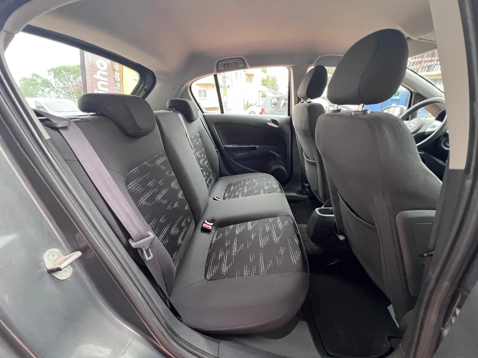 Opel Corsa Expression 8