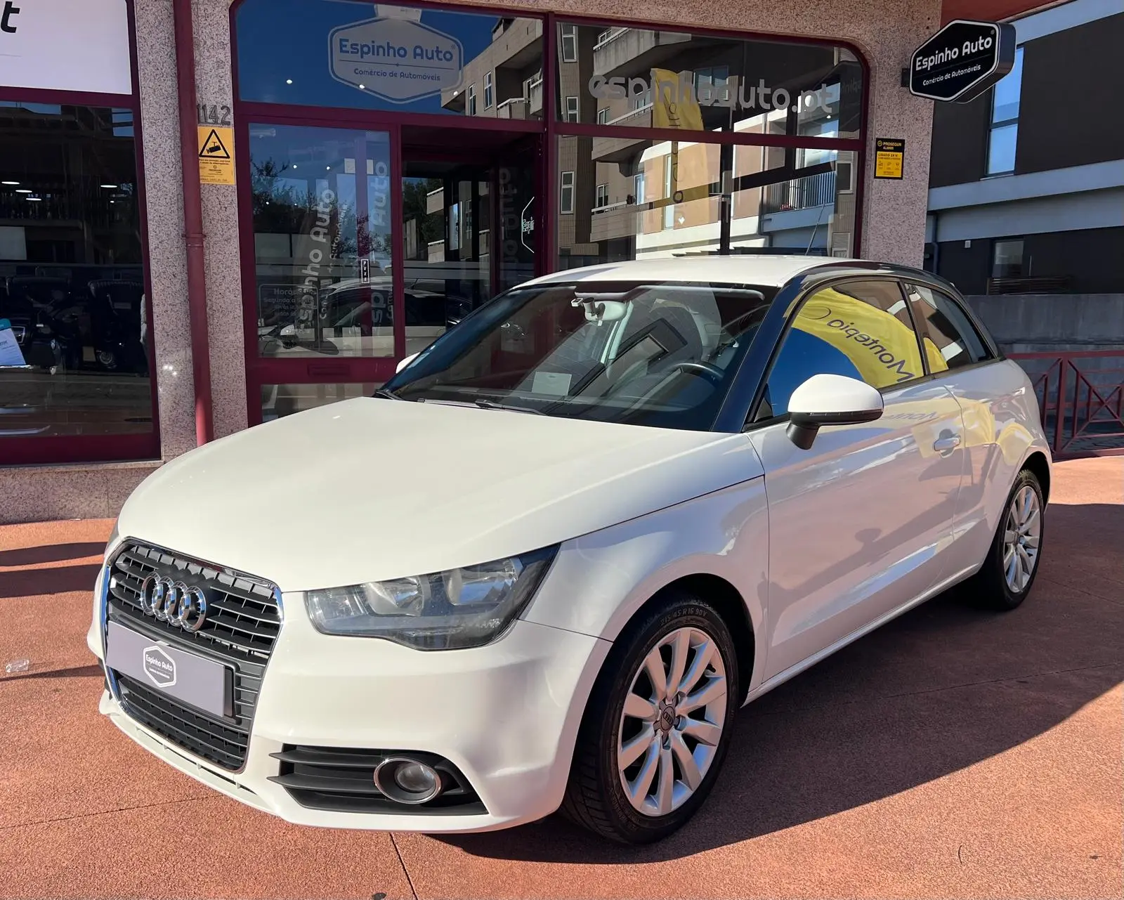 Audi A1 1.2 TFSI Attraction 1