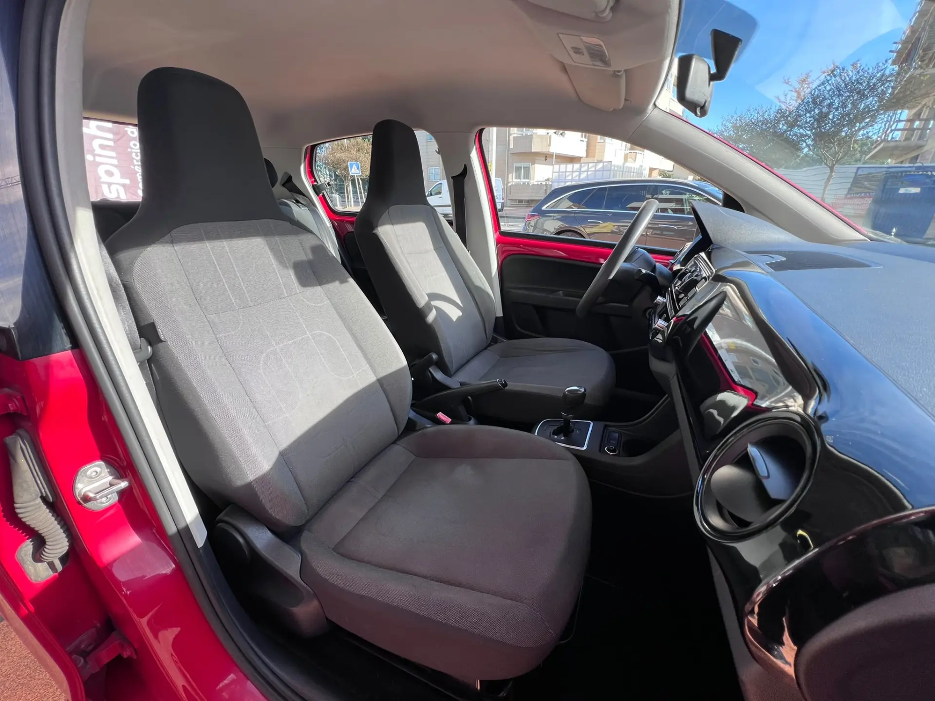 Volkswagen Up! 1.0 BlueMotion Move Auto 7