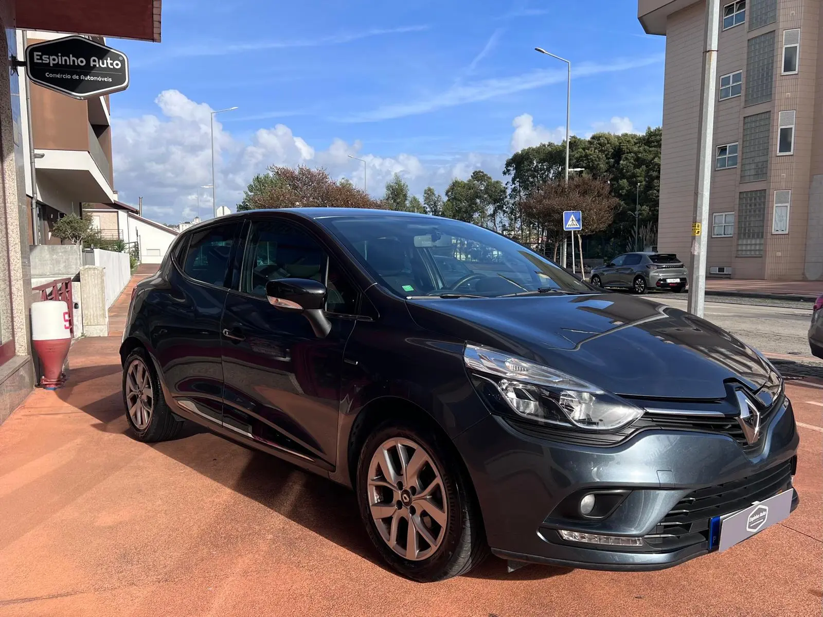 Renault Clio Limited GPL 5