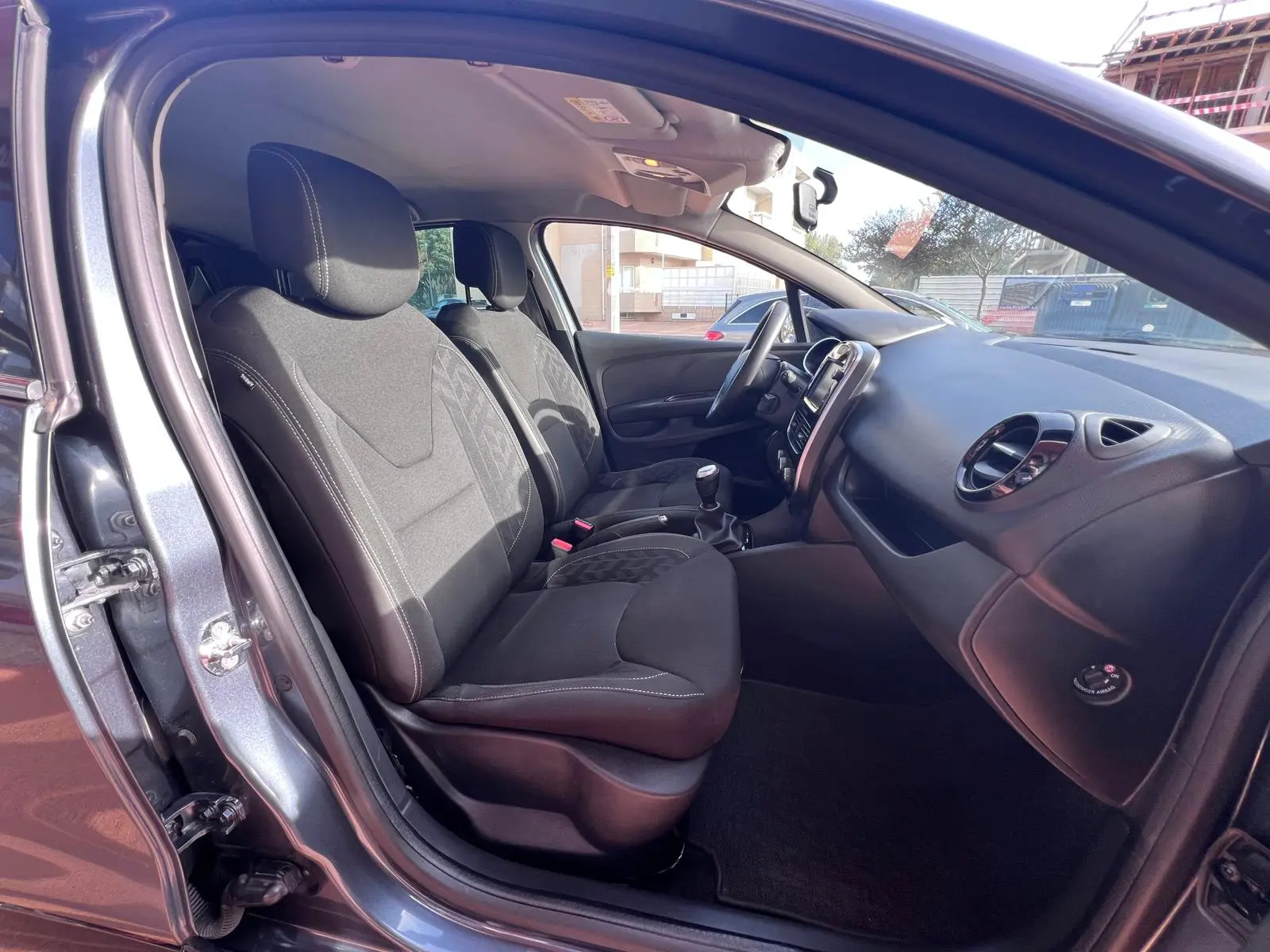 Renault Clio Limited GPL 7