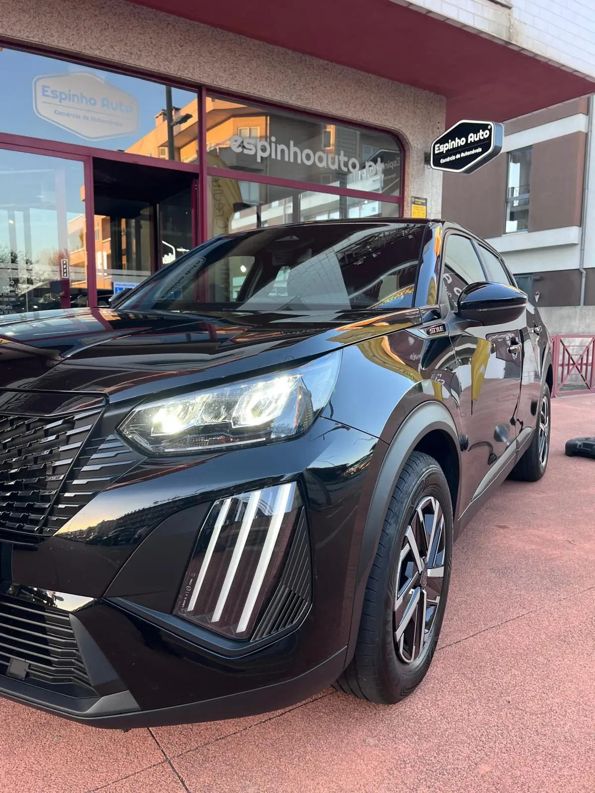 Peugeot 2008 1.2 PureTech Style 2