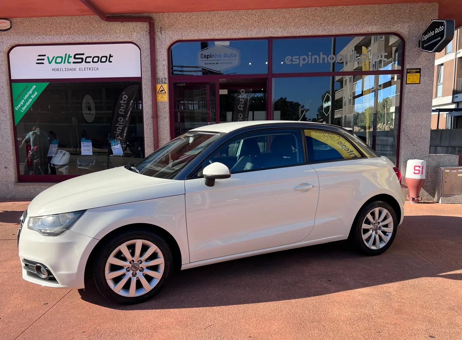 Audi A1 1.2 TFSI Attraction 2