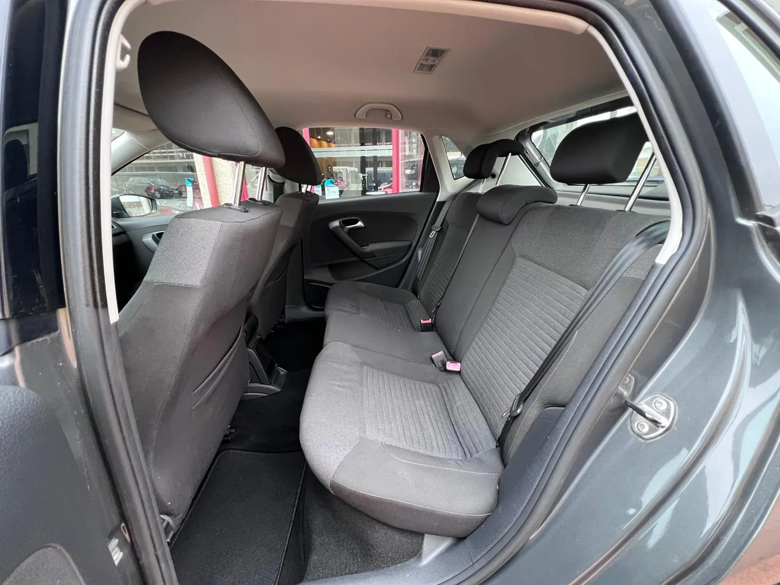Volkswagen Polo 1.2 Comfortline 10