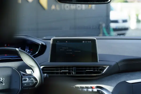 Peugeot 3008 BlueHDi 130 Stop & Start EAT8 GT Pack 16