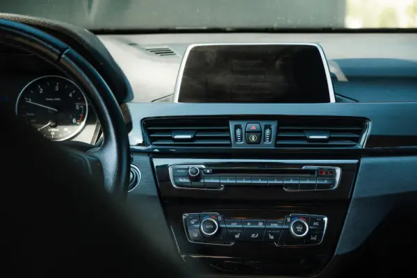 BMW X1 sDrive18d Sport Line 7