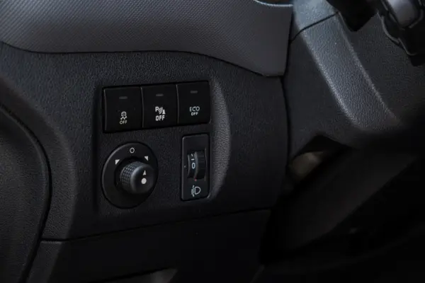 Citroën Berlingo 1.6 BlueHDi Feel 13