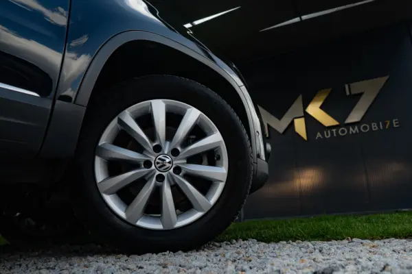 Volkswagen Tiguan 2.0 TDI DPF 4Motion BlueMotion DSG Exclusive 9