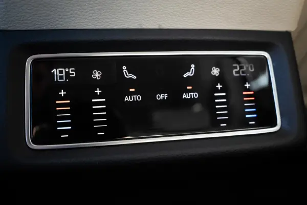 Audi e-tron 50 quattro advanced 22