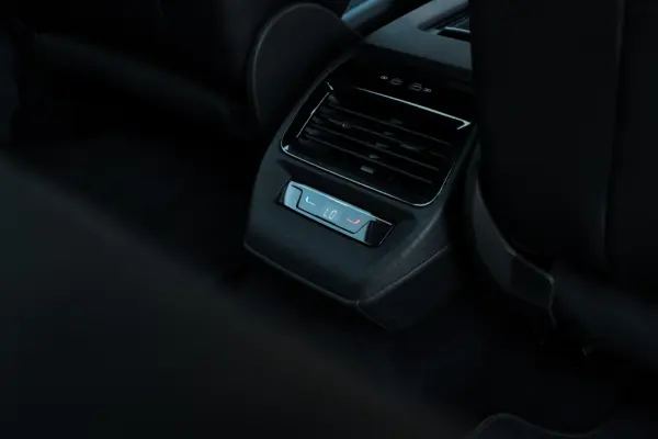 Volkswagen ID.5 77 kWh Pro 14