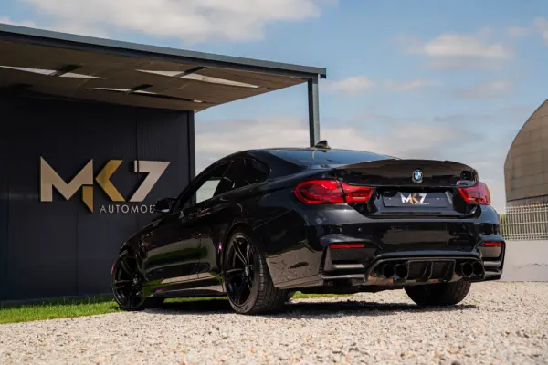 BMW M4 DKG Competition 42