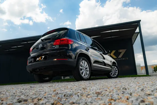 Volkswagen Tiguan 2.0 TDI DPF 4Motion BlueMotion DSG Exclusive 4