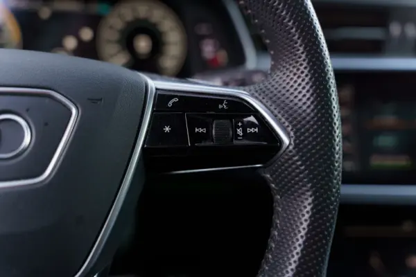 Audi A6 Avant 55 TFSIe quattro S line S tronic 20