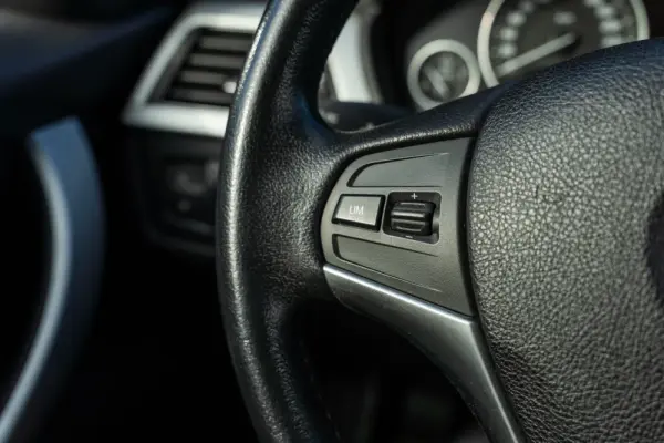 BMW 318 d Line Sport 27