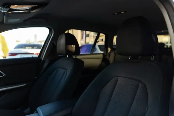 BMW 320 d Line Sport Shadow Auto 12