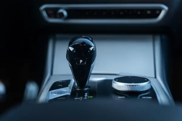 BMW 320 d Line Sport Shadow Auto 15