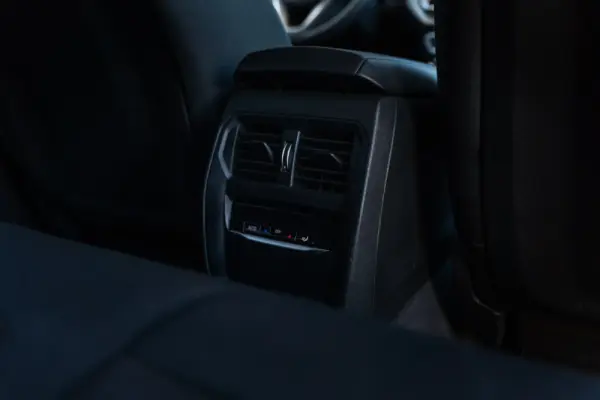 BMW 320 d Line Sport Shadow Auto 25