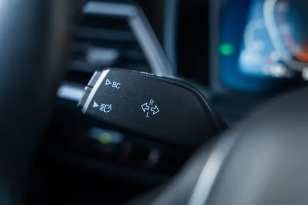 BMW 320 d Line Sport Shadow Auto 29