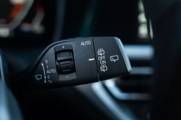 BMW 320 d Line Sport Shadow Auto 30