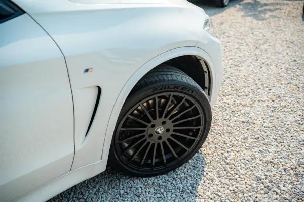 BMW X5 40 d xDrive Pack M 10