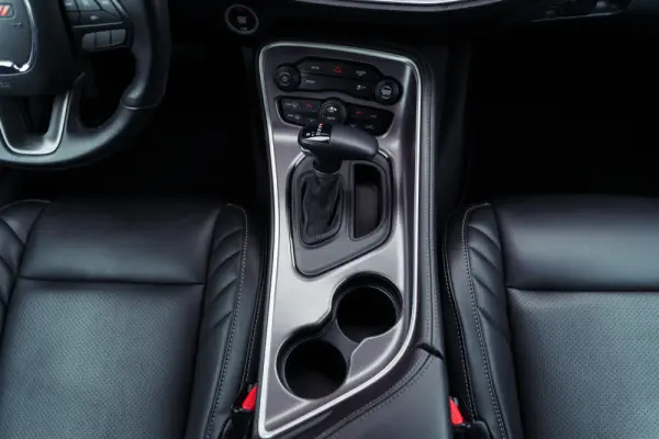 Dodge Challenger Auto SXT Plus 11