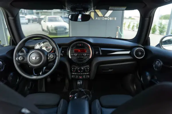 MINI 3 Portas Cooper D 7