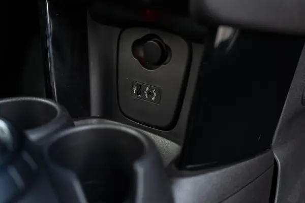 MINI 3 Portas Cooper D 23