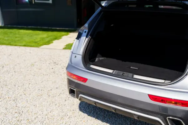 DS DS7 Crossback 2.0 BlueHDi Performance Line EAT8 9