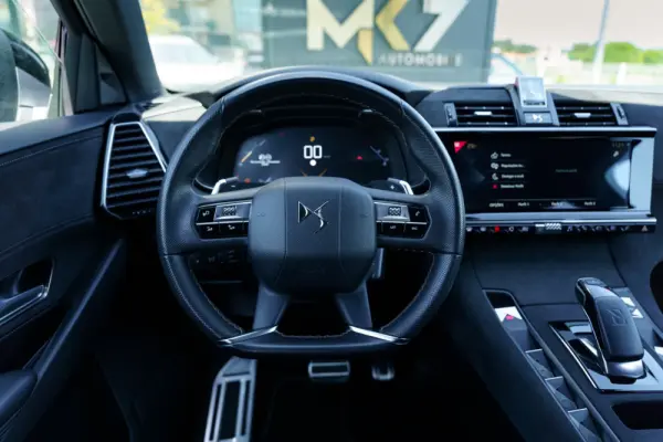 DS DS7 Crossback 2.0 BlueHDi Performance Line EAT8 19