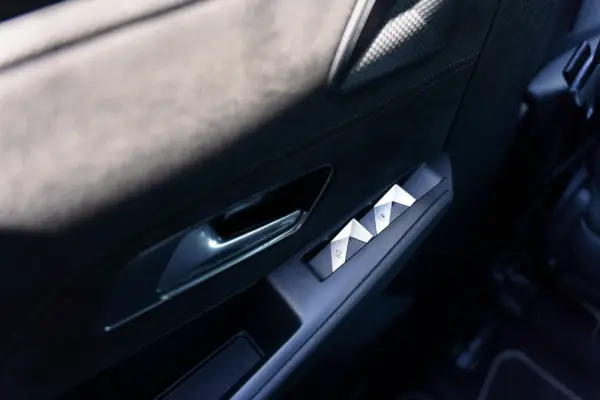 DS DS7 Crossback 2.0 BlueHDi Performance Line EAT8 35