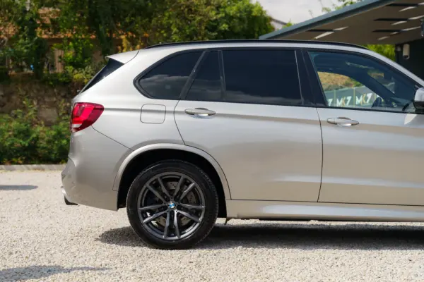 BMW X5 M Standard 5