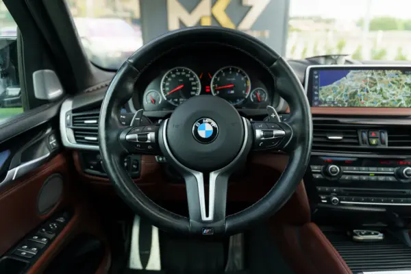 BMW X5 M Standard 17
