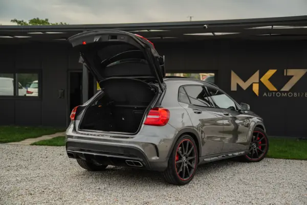 Mercedes-Benz GLA 45 AMG 7