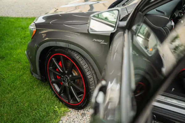 Mercedes-Benz GLA 45 AMG 11