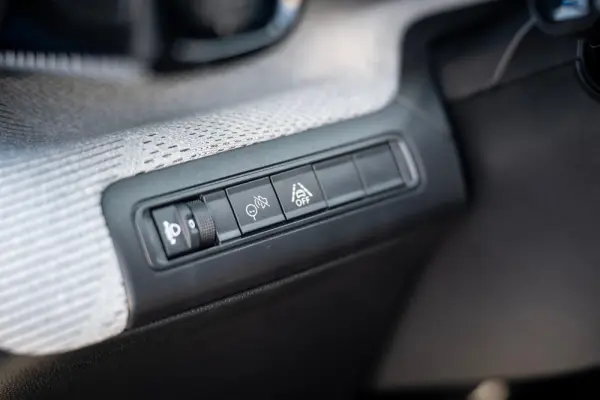Citroen C3 Hybrid 110 ë-DCS6 PLUS 24