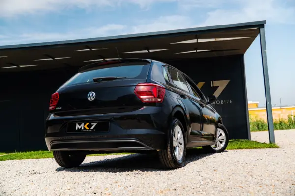 Volkswagen Polo 1.6 TDI Confortline 4