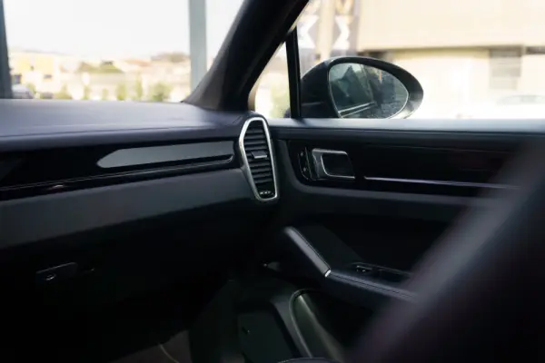 Porsche Cayenne Coupé E-Hybrid Platinum Edition 39