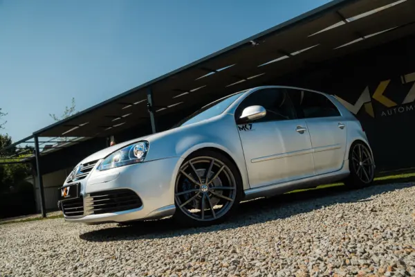 Volkswagen Golf 3.2 R32 4Motion DSG 29