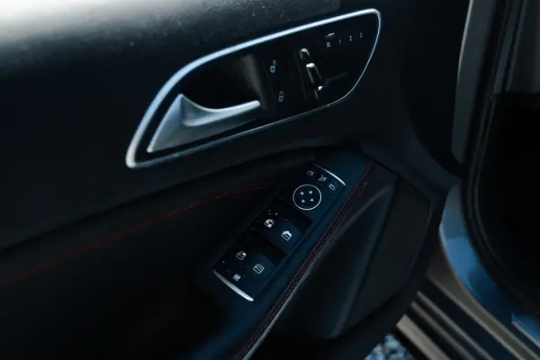 Mercedes-Benz A 200 d AMG Line Aut. 12