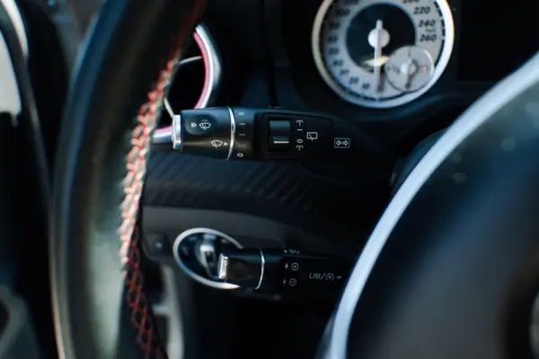 Mercedes-Benz A 200 d AMG Line Aut. 33