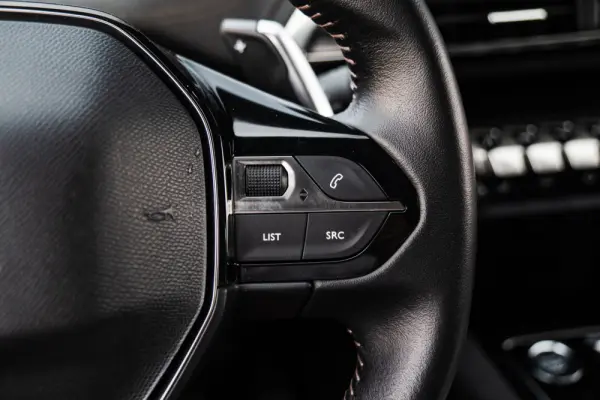 Peugeot 3008 1.6 Hybrid Allure Pack e-EAT8 22