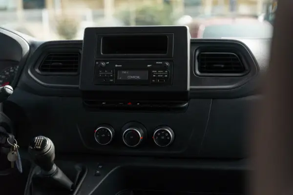Renault Master 6L BASCULANTE 17