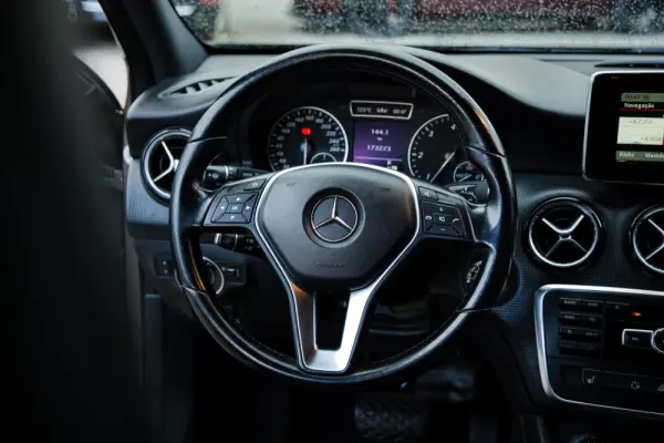 Mercedes-Benz A 180 CDI BE Urban Aut. 13