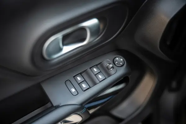 Citroen C5 Aircross 1.6 Hybrid Feel e-EAT8 39