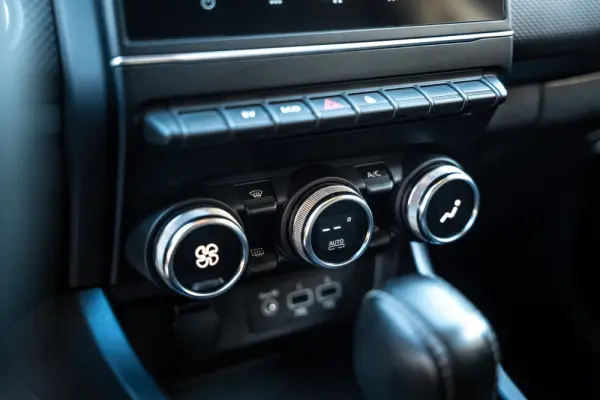 Renault Arkana 1.6 E-Tech Full Hybrid Techno 9