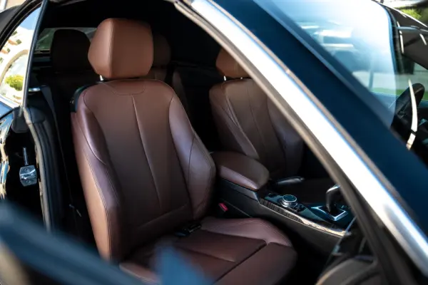 BMW 228 i Pack M Auto 19