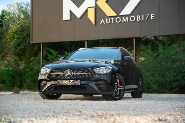 Mercedes-Benz E 300 de 4Matic 9G-TRONIC AMG Line 1